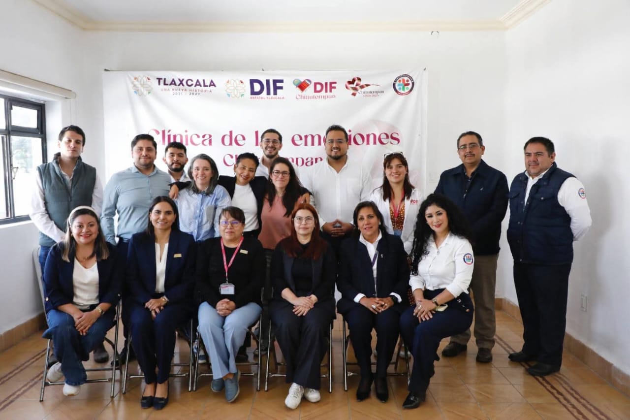 Destaca Clínica de las Emociones de Chiautempan en visita de autoridades federales y estatales